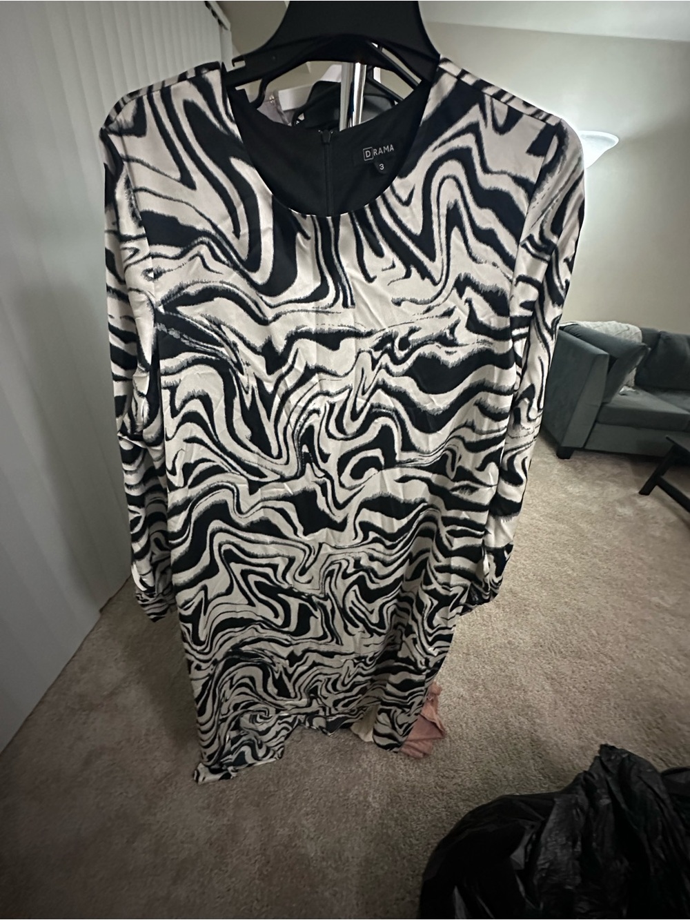 Black & White Swirl Print Long Sleeve Dress